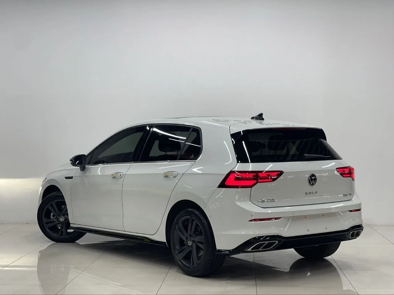🔥 🔥 Горячее предложение из Китая.‼️‼️  🔥 Volkswagen Golf 8 R-Line 1.4TSI 280TSI 2023 года выпуска - миниатюра 8