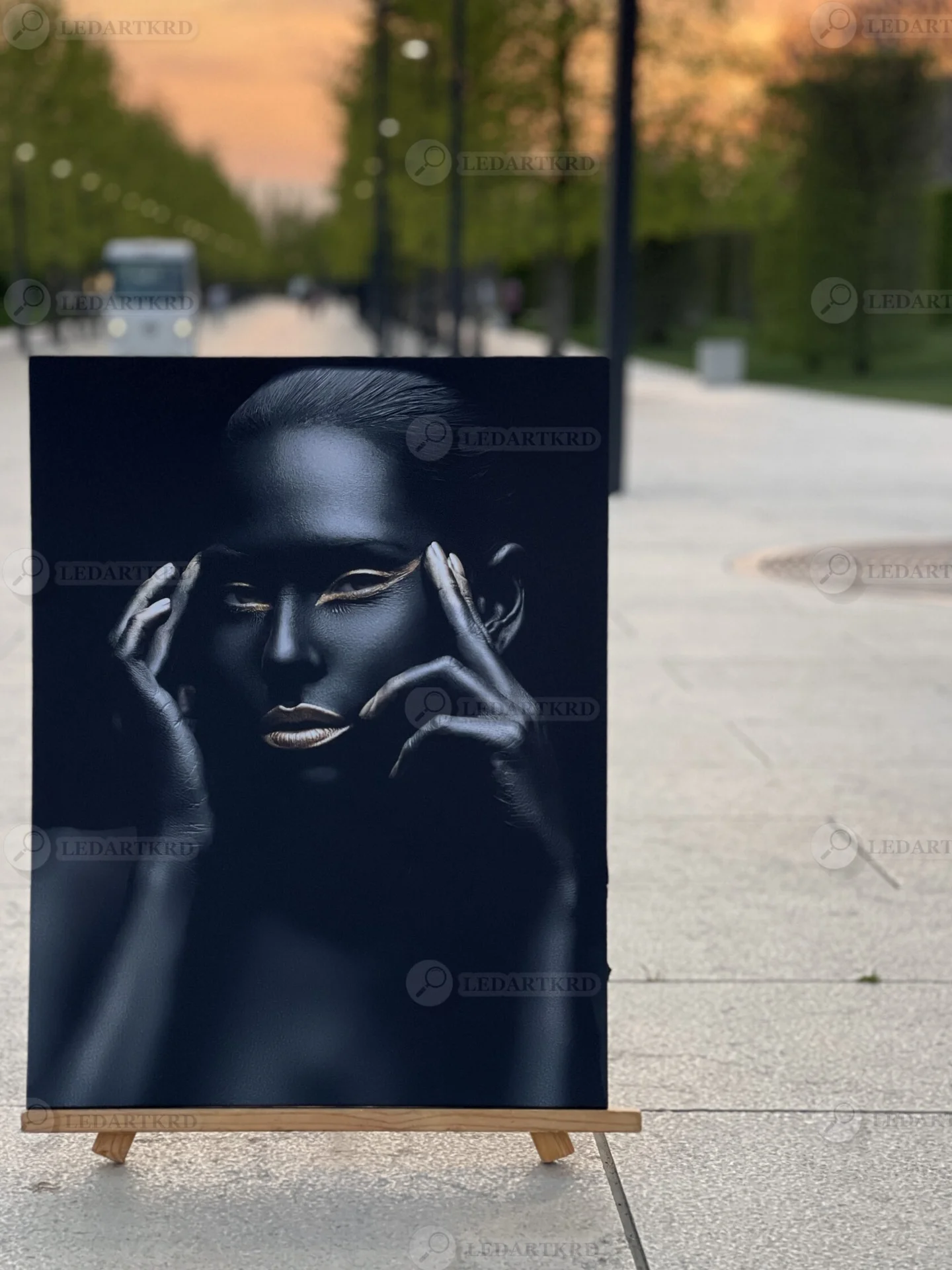 Картина с подсветкой "Аура загадки" 65x50 см - миниатюра 10