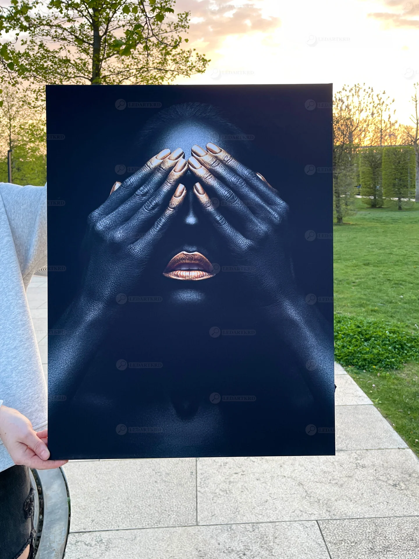 Картина с подсветкой "Магия Золота" 75x57 см - миниатюра 7