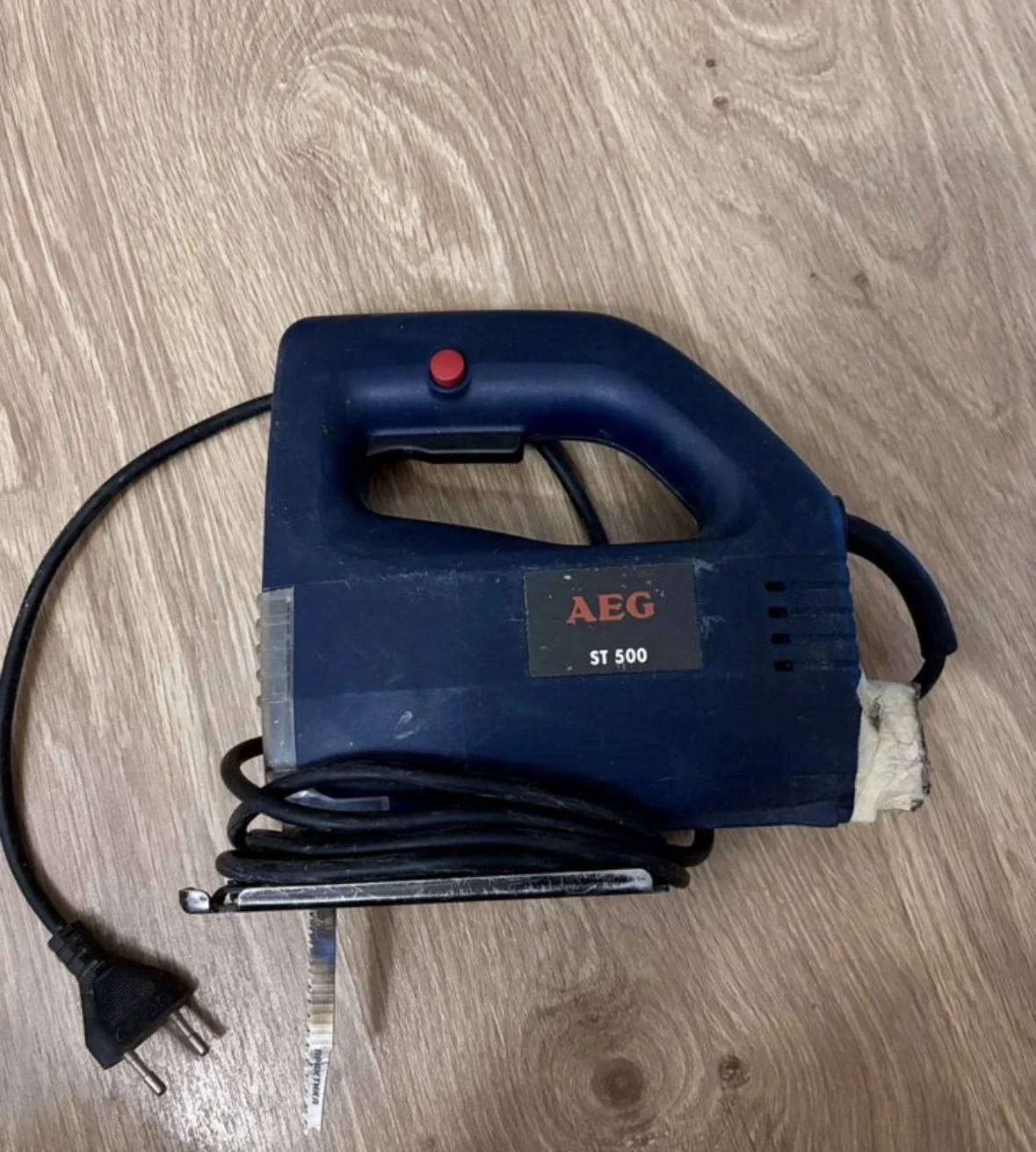 Лобзик AEG ST500