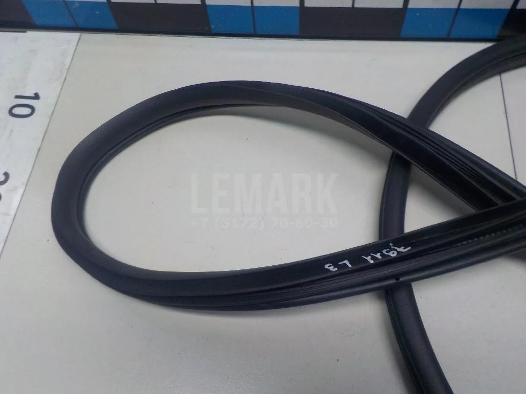 Уплотнитель (внутри) БАИК (BAIC) U5 Plus 2021- - миниатюра 8