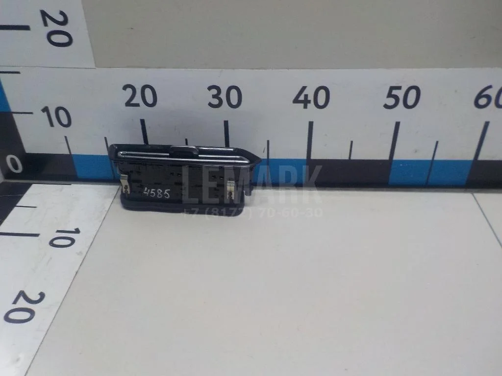 Дефлектор воздушный БАИК (BAIC) U5 Plus 2021- - миниатюра 3