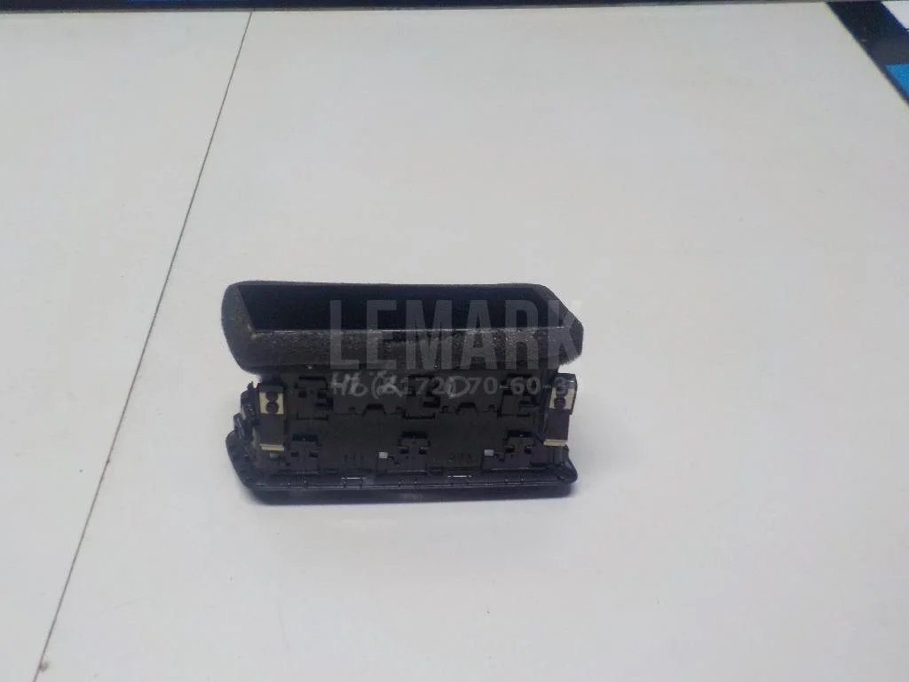 Дефлектор воздушный БАИК (BAIC) U5 Plus 2021- - миниатюра 8