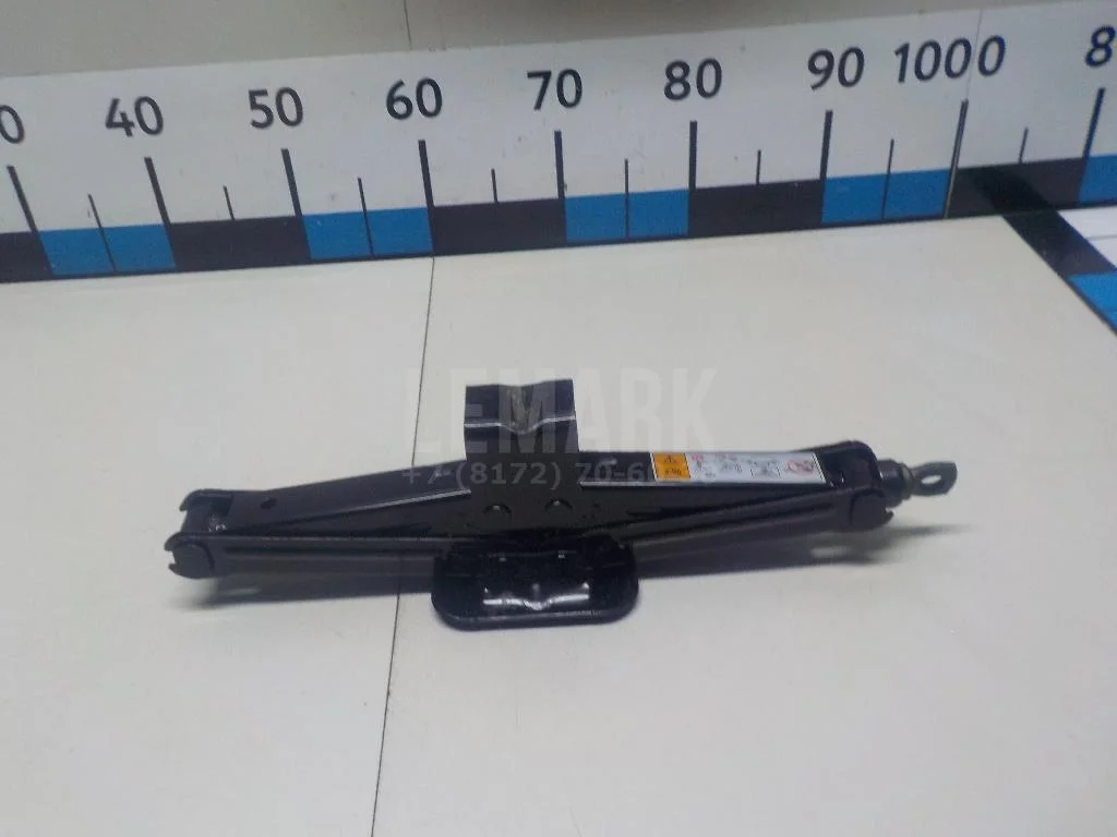 Домкрат БАИК (BAIC) U5 Plus 2021- - миниатюра 5