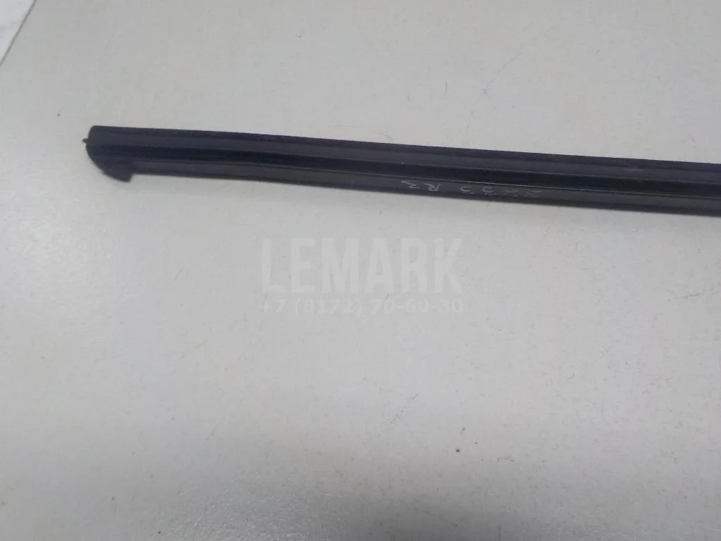 Уплотнитель стекла двери БАИК (BAIC) U5 Plus 2021- - миниатюра 8