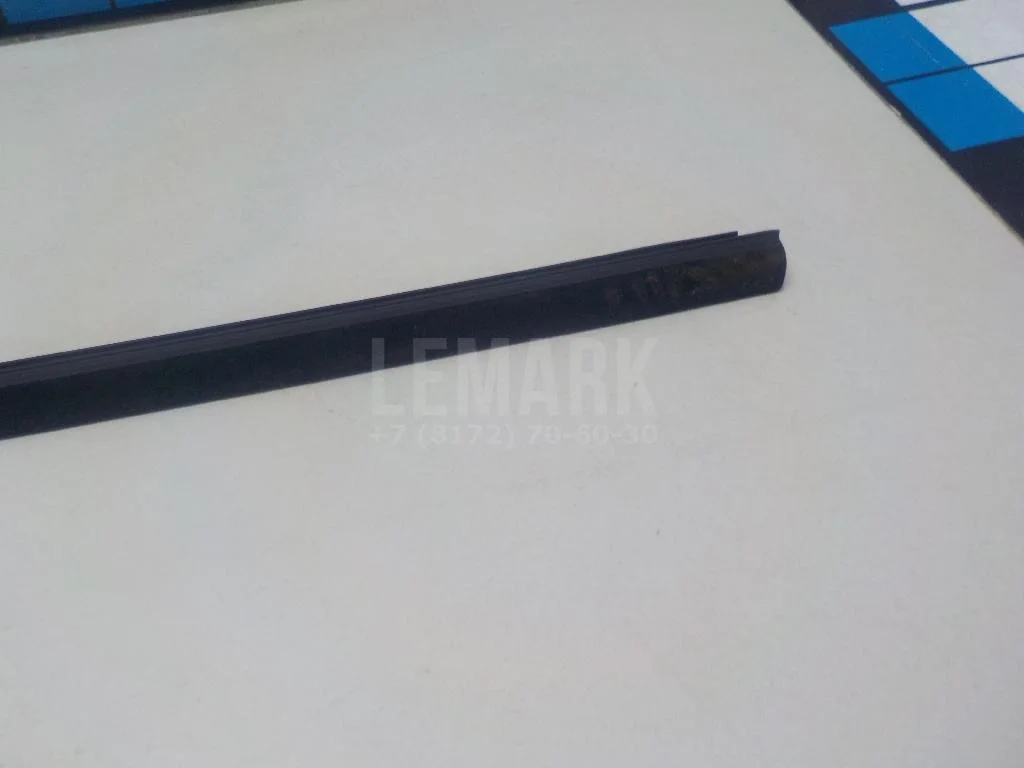Уплотнитель стекла двери БАИК (BAIC) U5 Plus 2021- - миниатюра 7