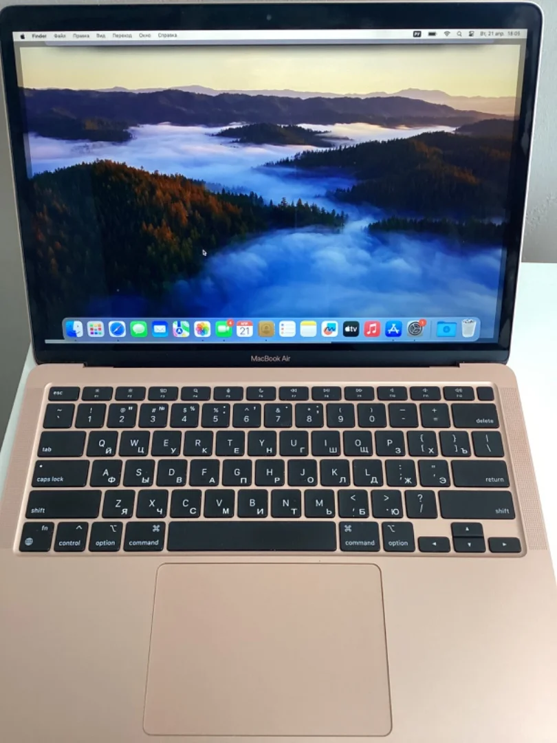 Ноутбук Apple MacBook Air (M1, 2020) 13.3" M1 8/256GB Gold (MGND3PA/A) - изображение 1