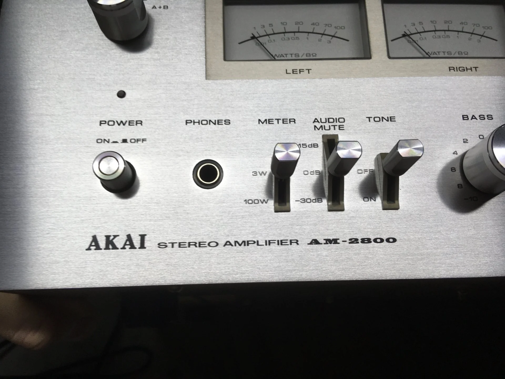 AKAI AM 2800 интегральный усилитель. - миниатюра 2