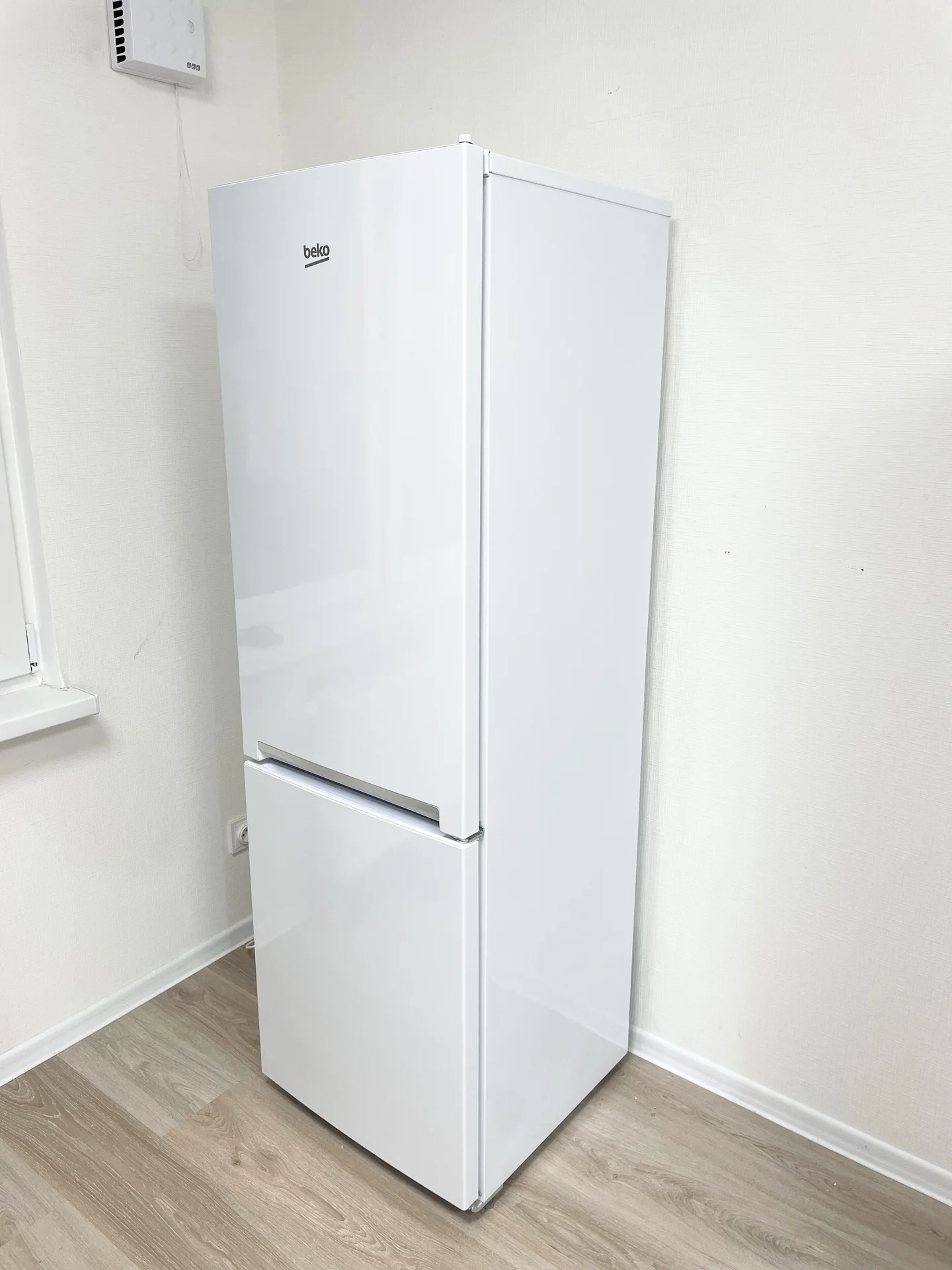 Холодильник NoFrost Beko - миниатюра 4
