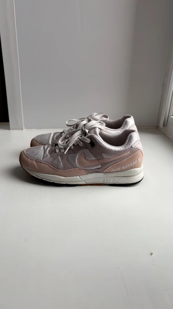 Кроссовки Nike 39 размер - миниатюра 2