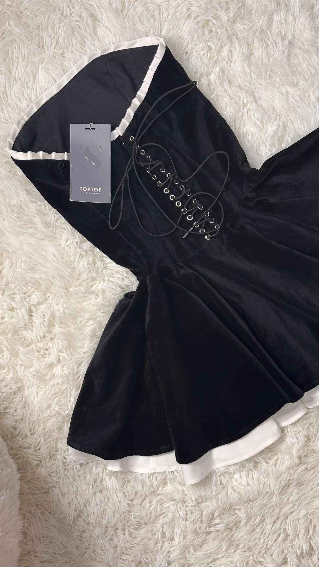 Невероятное бархатное черное платье 🖤 - миниатюра 3