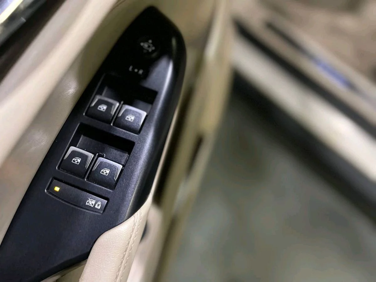Cadillac SRX II Рестайлинг, 2013 - миниатюра 15