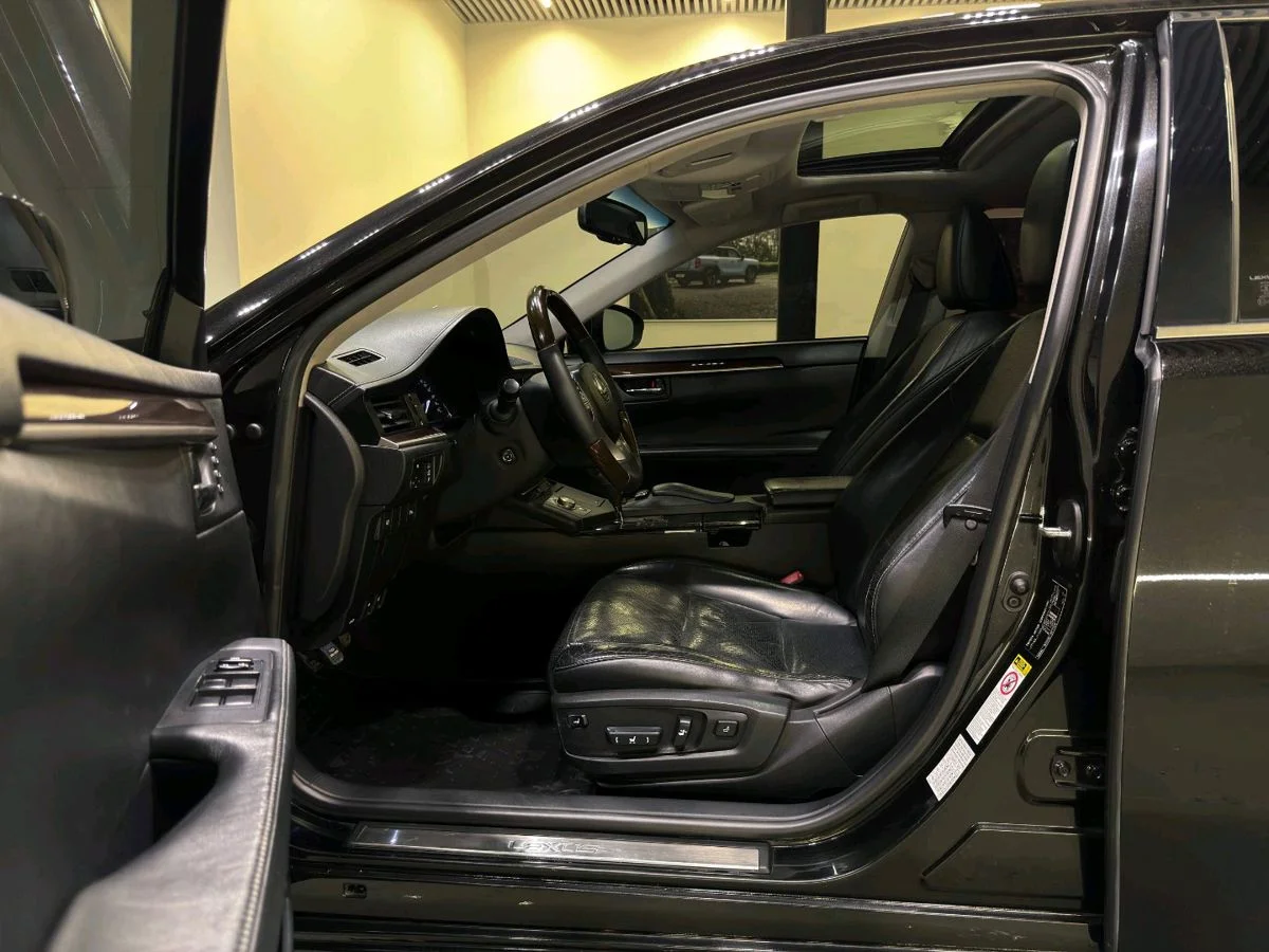 Lexus ES VI, 2012 - миниатюра 12