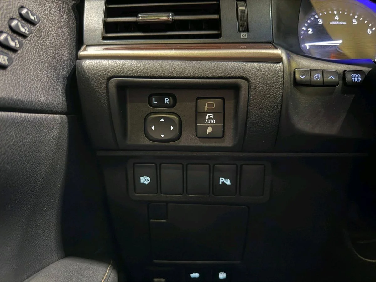 Lexus ES VI, 2012 - миниатюра 23