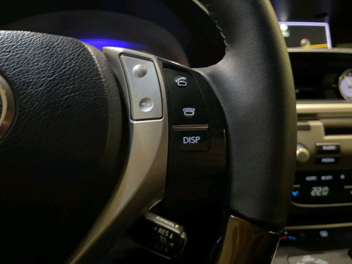 Lexus ES VI, 2012 - миниатюра 25