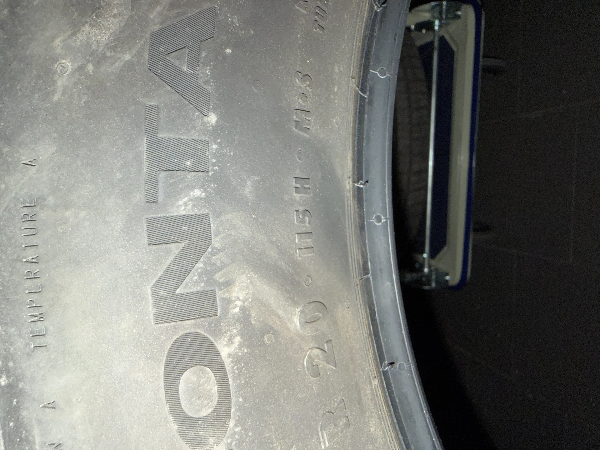 Continental CrossContact RX 275/60 R20 115H - миниатюра 6