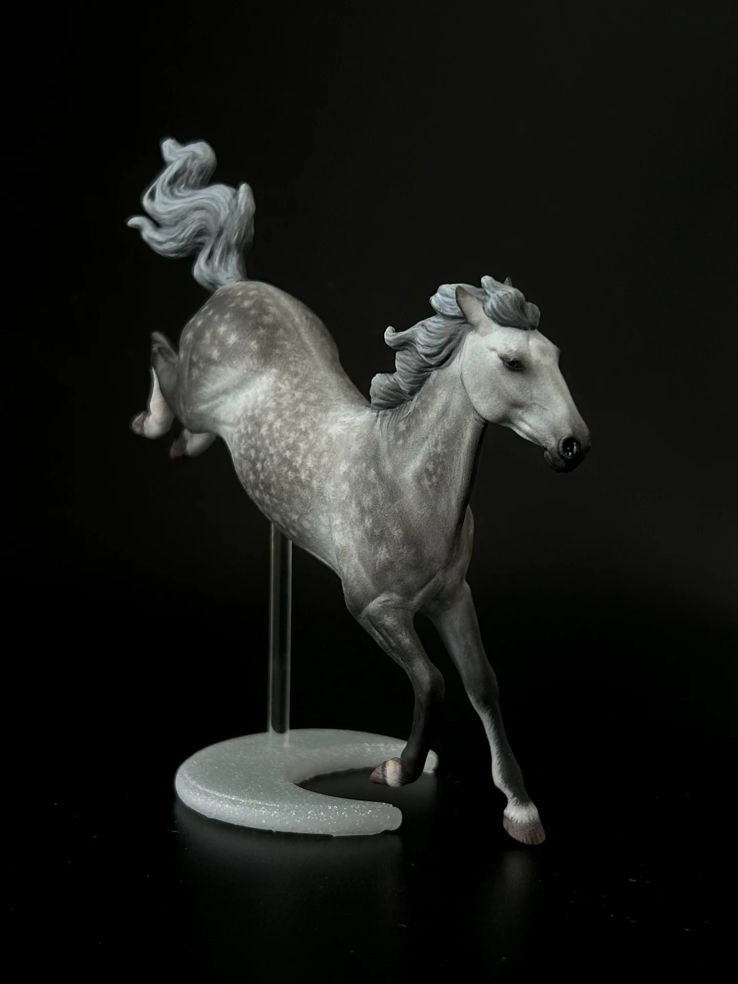 Фигурка лошади «Мани» 1:24 Handmade