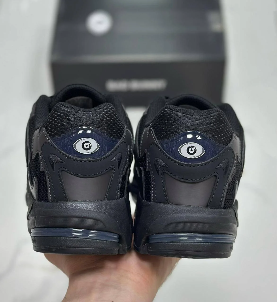 Adidas Response CL Bad Bunny Triple Black 8 пар - миниатюра 4