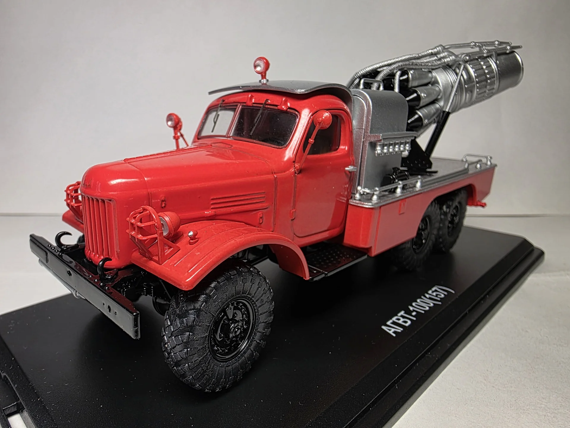 Автoмобиль газоводянoгo тушения АГВТ-100 SSМ1063 - миниатюра 2