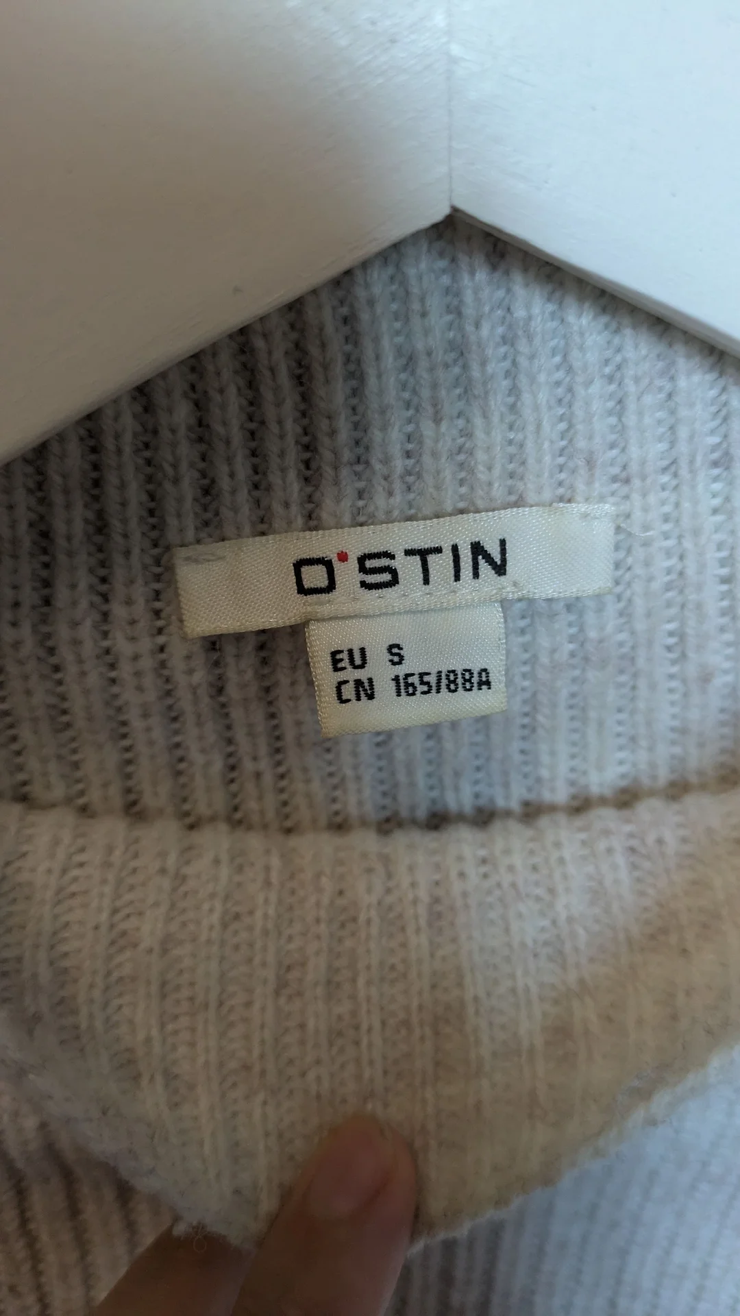 свитер ostin - миниатюра 2