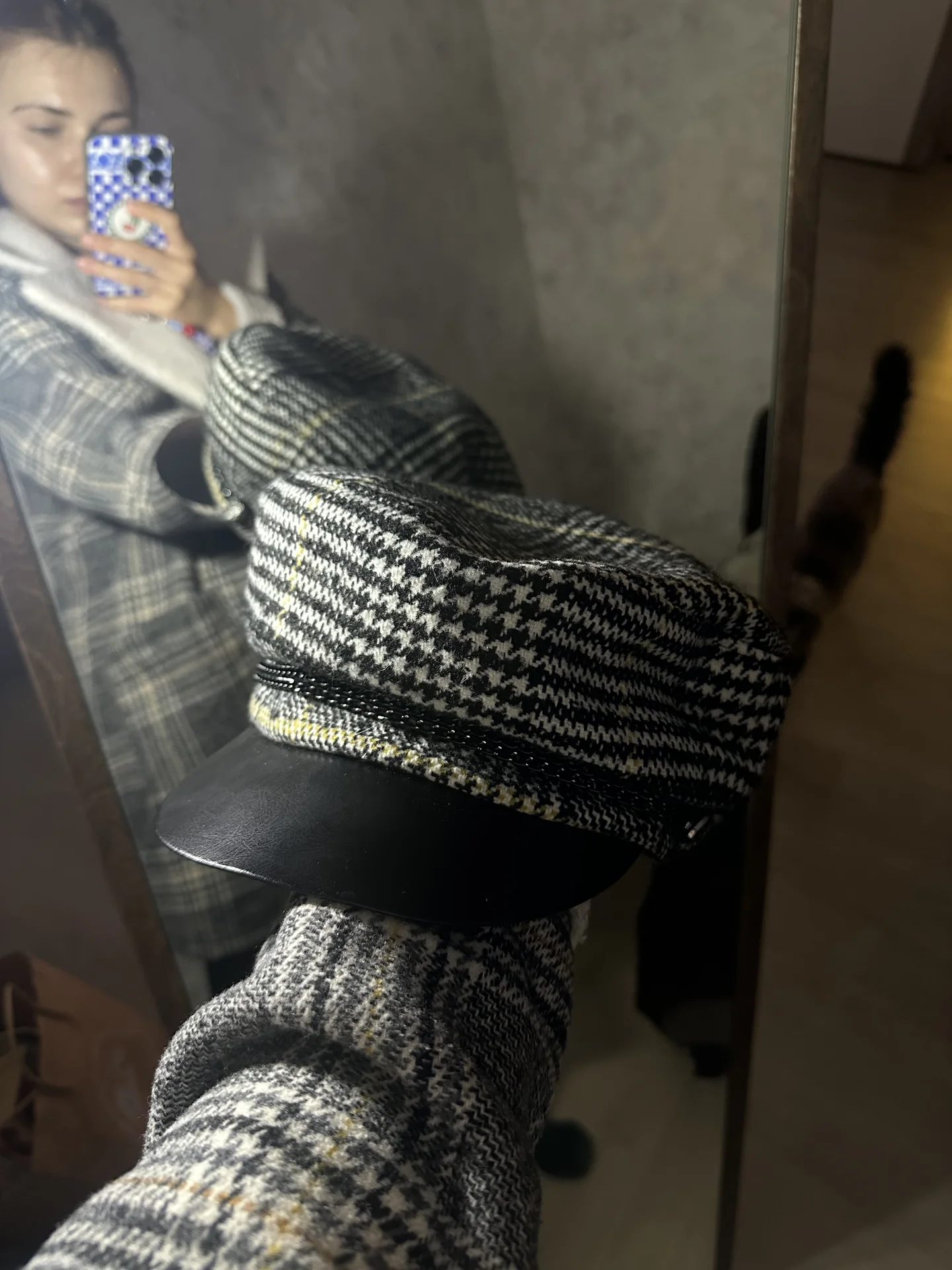 Пальто в клетку осеннее oversize с кепи - миниатюра 9