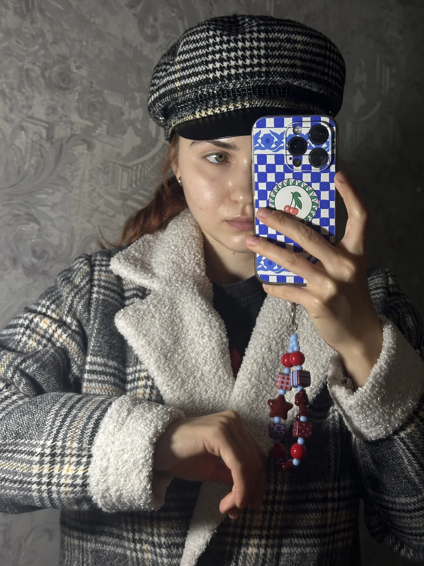 Пальто в клетку осеннее oversize с кепи - миниатюра 11