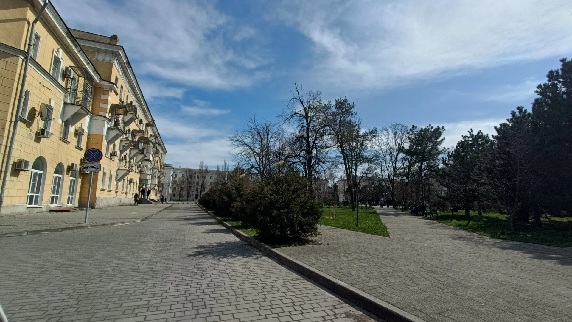 Однокомнатная квартира в центре города. - миниатюра 11