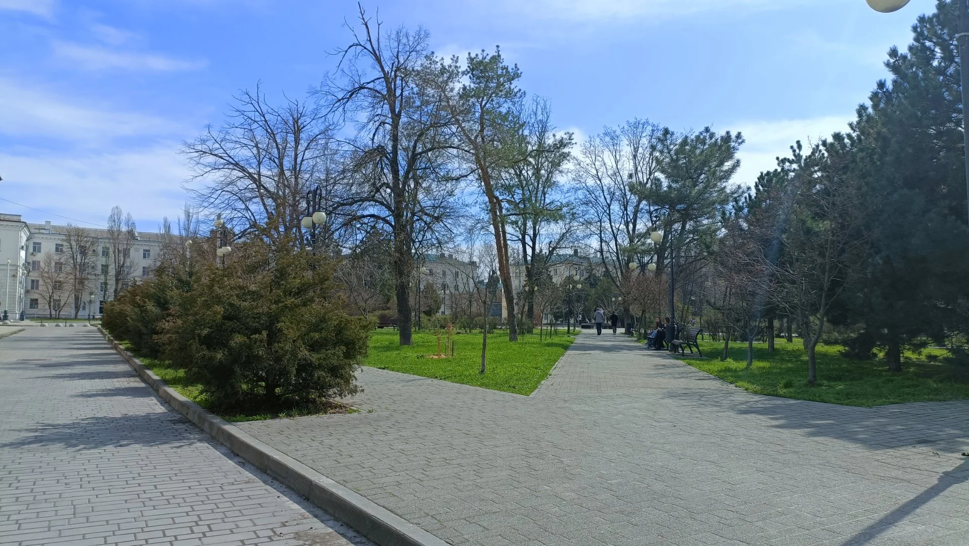 Однокомнатная квартира в центре города. - миниатюра 12