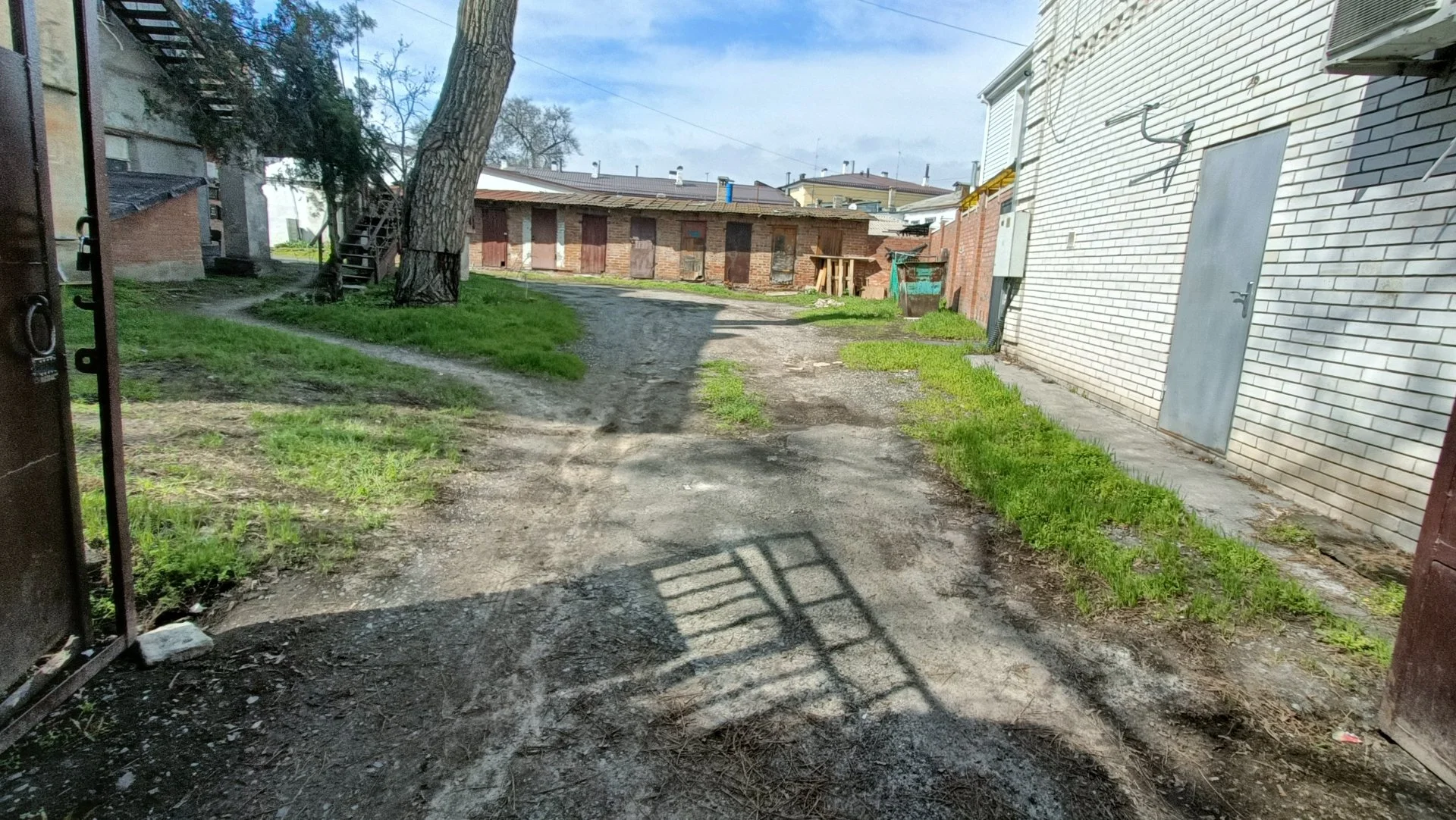 Однокомнатная квартира в центре города. - миниатюра 13