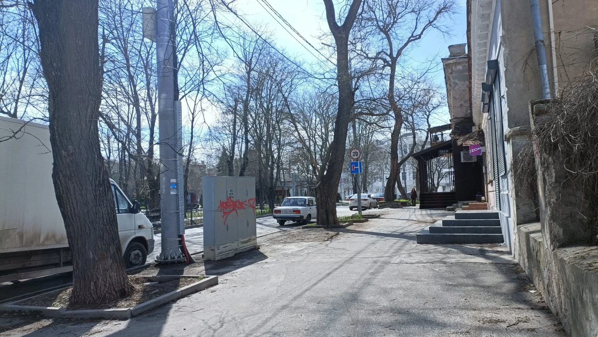 Однокомнатная квартира в центре города. - миниатюра 16