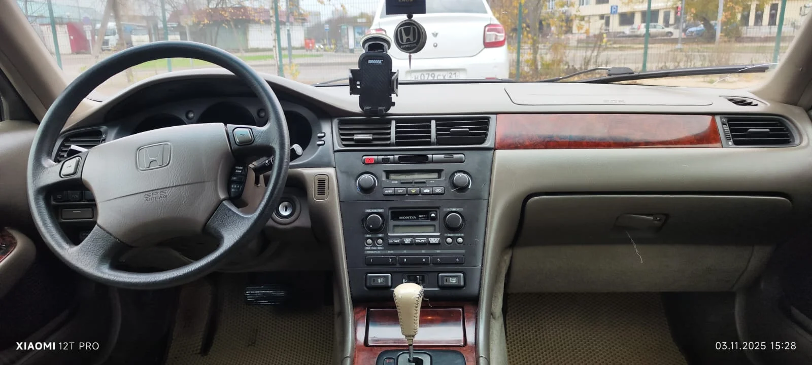 Honda Legend 1998 • Седан III • 205 л.с. (3.5 AT) - миниатюра 24