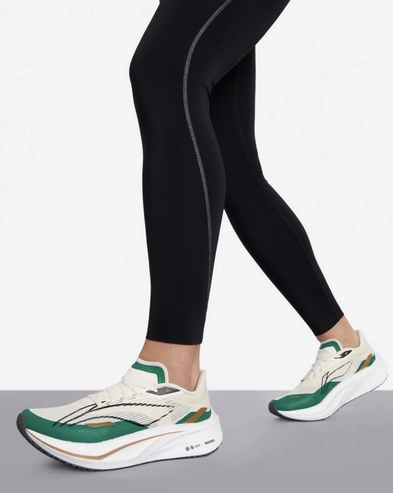 Кроссовки li ning
