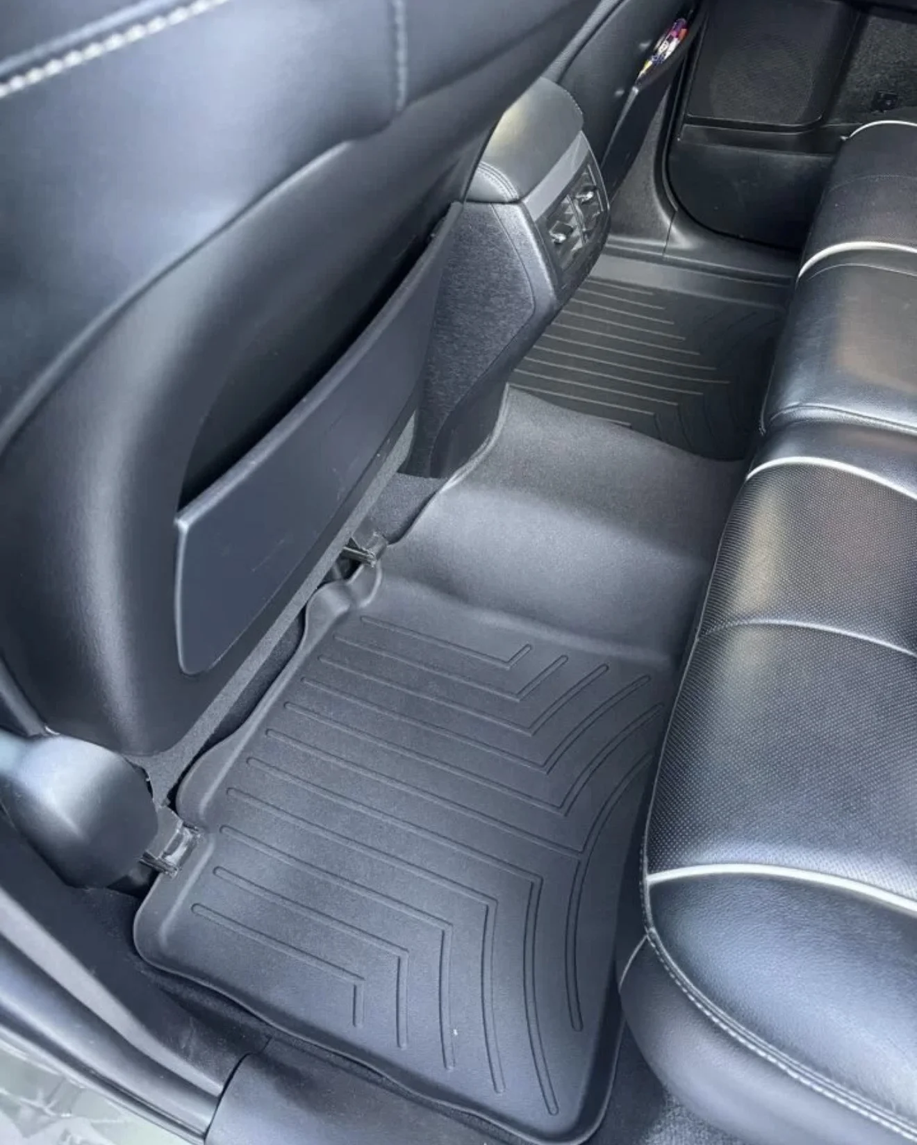 Toyota Venza Коврик задний 3D WeatherTech (USA) - миниатюра 9
