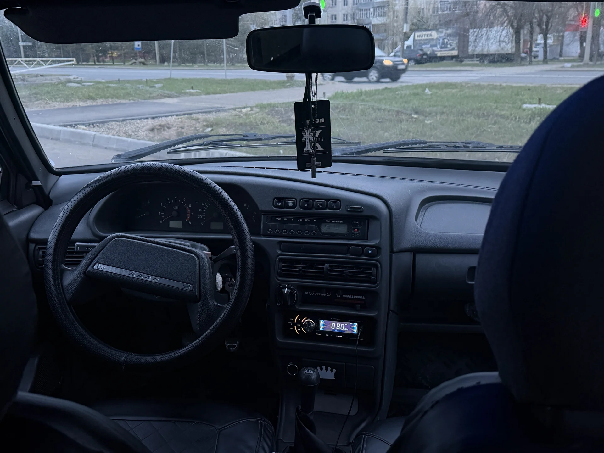 Автомобиль - миниатюра 8
