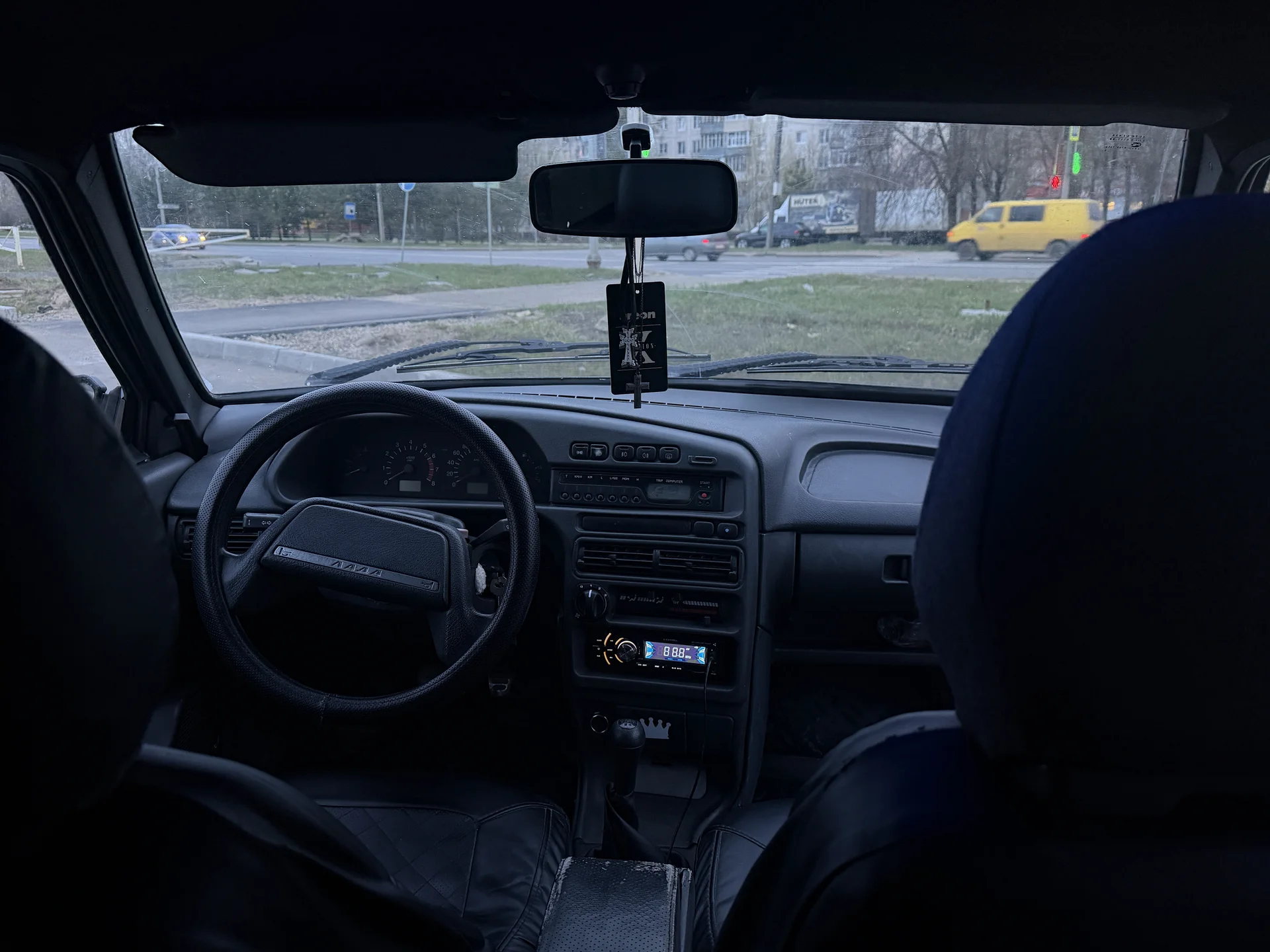 Автомобиль - миниатюра 9