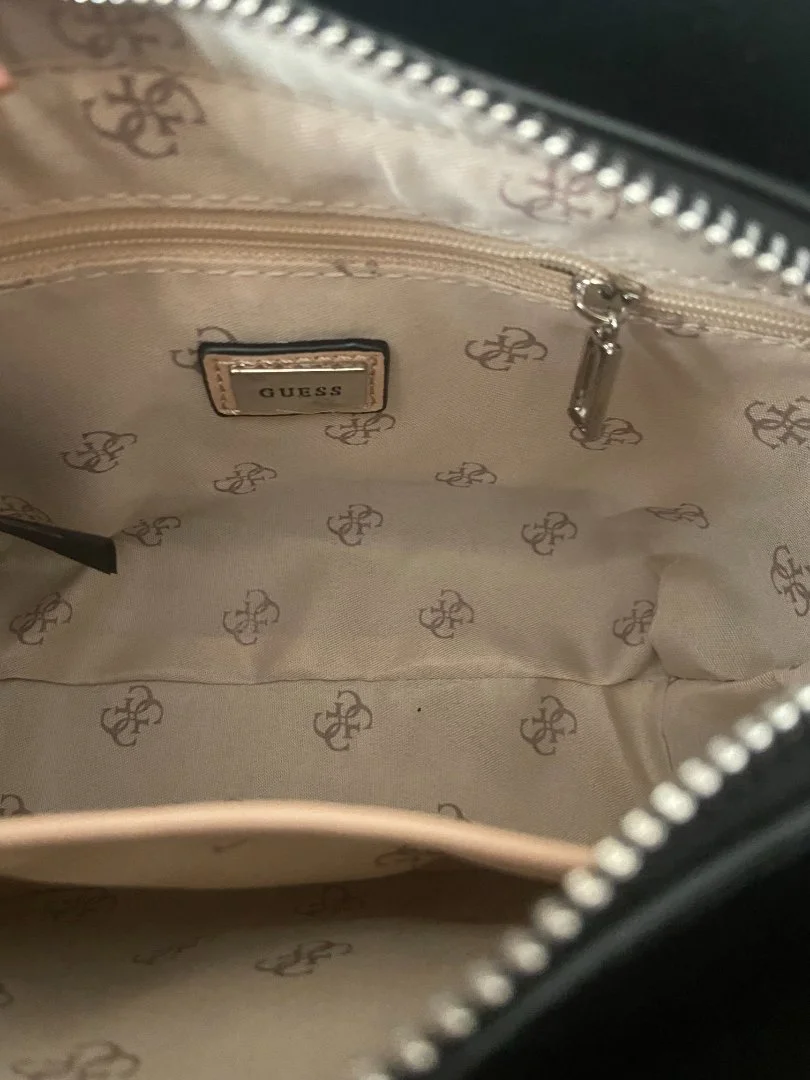 Сумка женская Guess мини черная новая с бирками - миниатюра 7