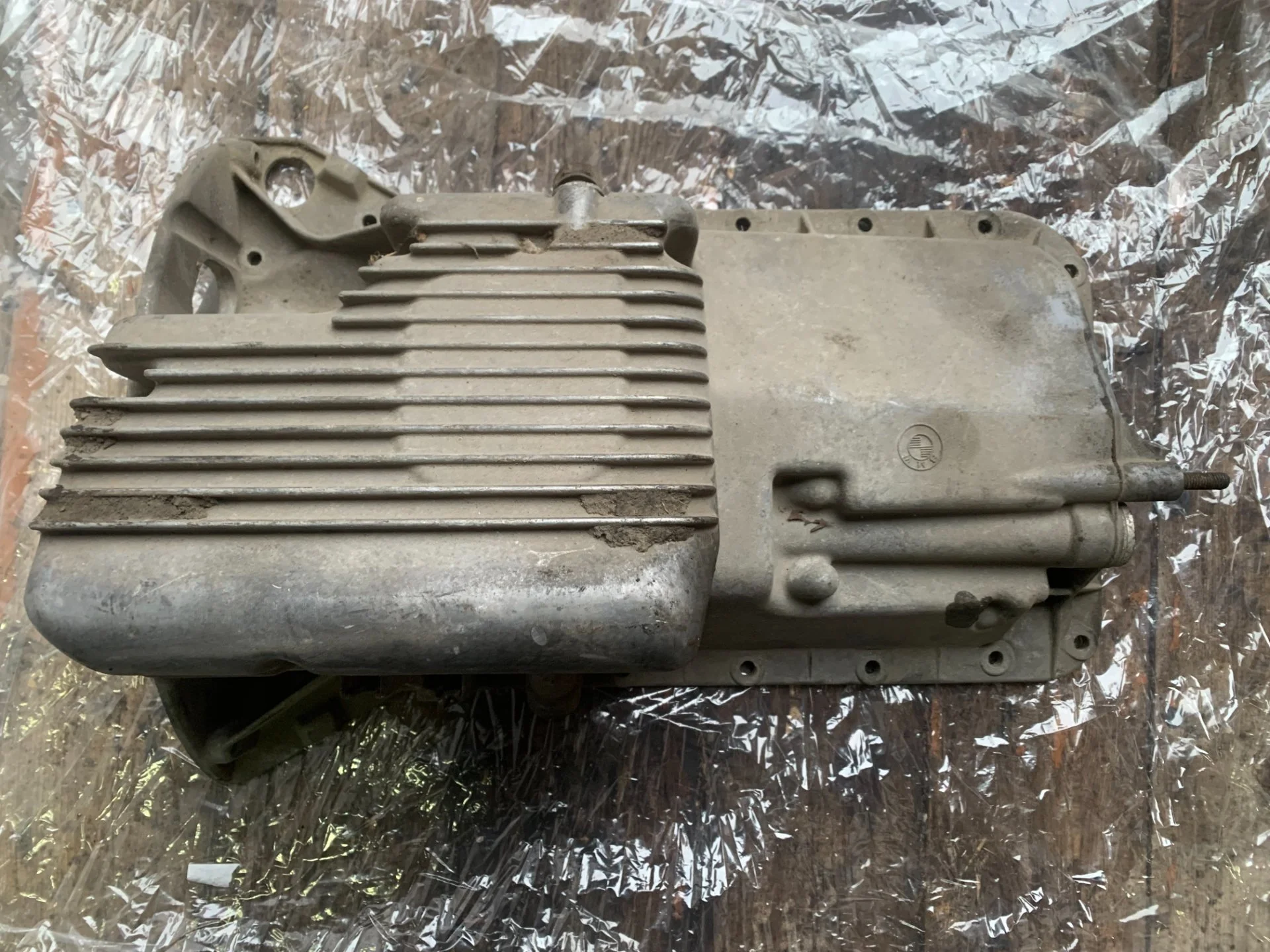 Поддон двигателя BMW E36 - изображение 1
