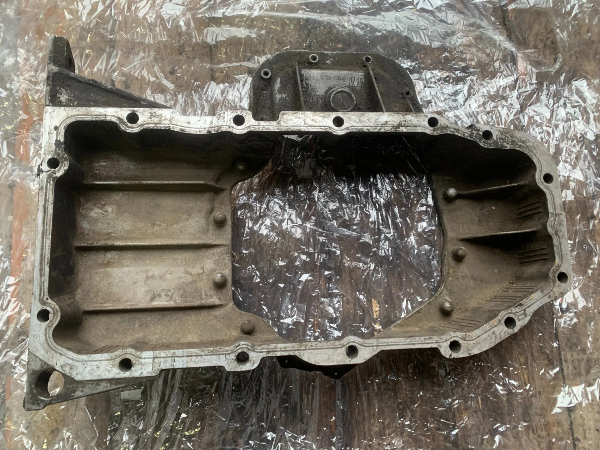 Поддон двигателя Opel Vectra B 90400111 X18XE - миниатюра 2