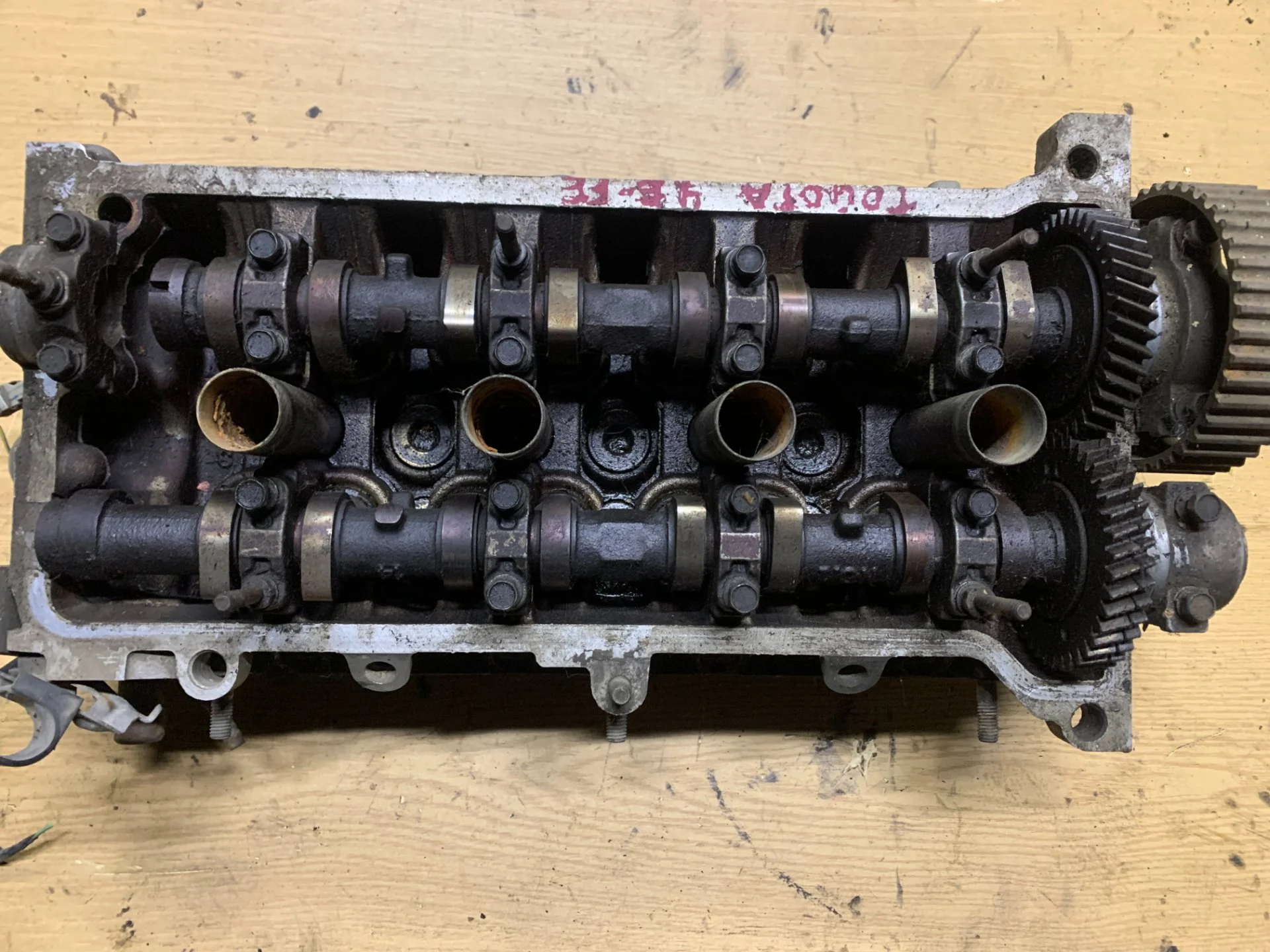 Головка блока Toyota Corolla 4EFE - изображение 1