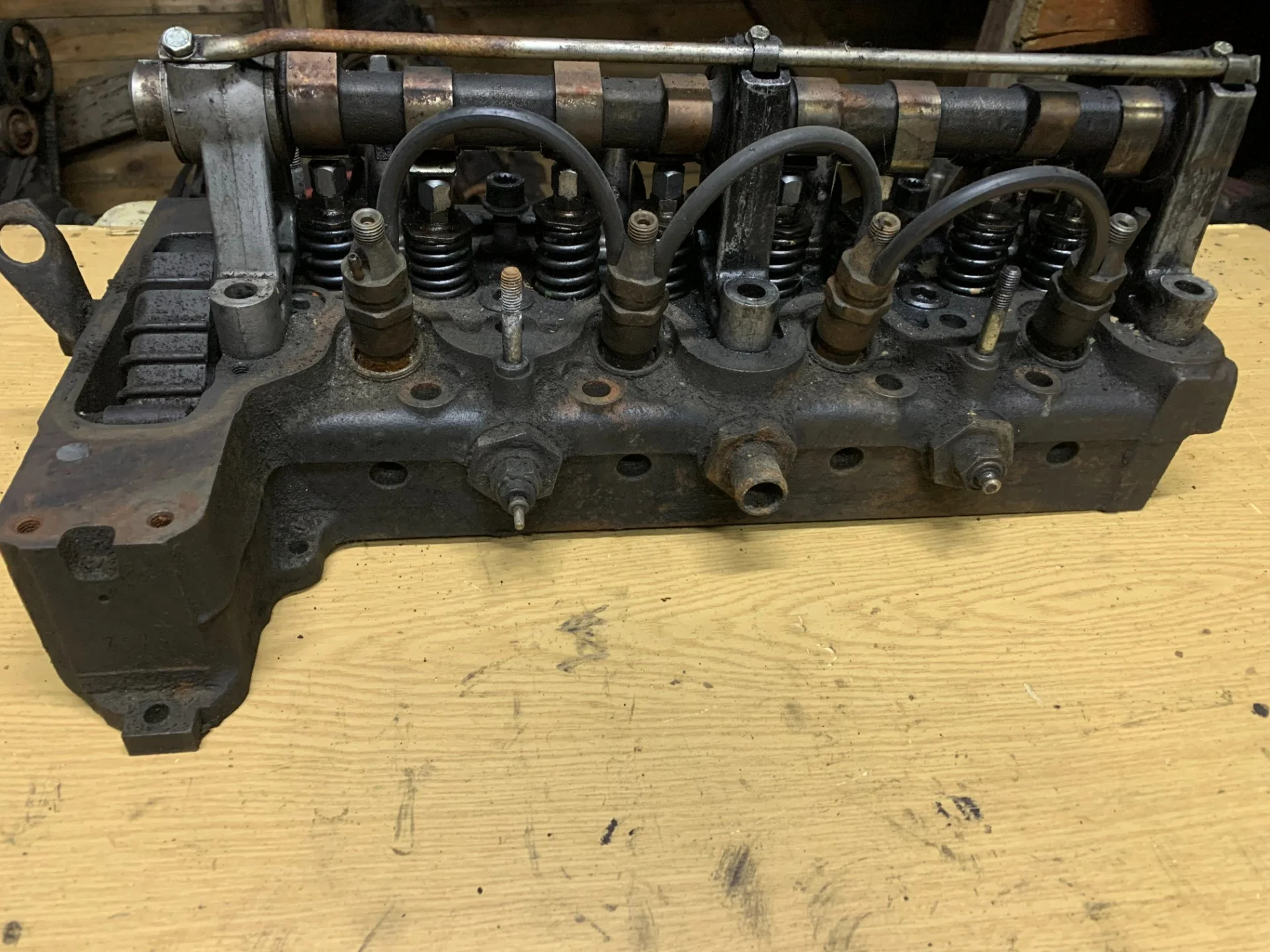 Головка блока Mercedes MB100 616 - миниатюра 2