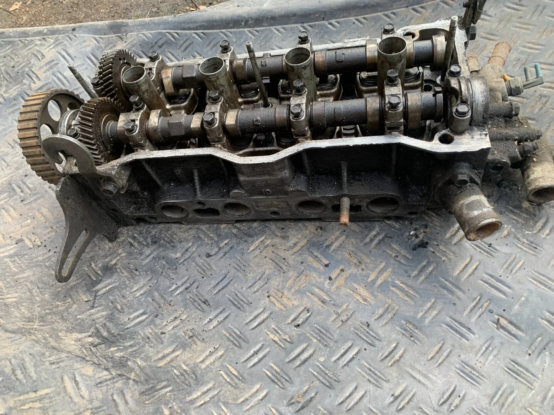 Головка блока Toyota Corolla 90 год 1.6 - миниатюра 3