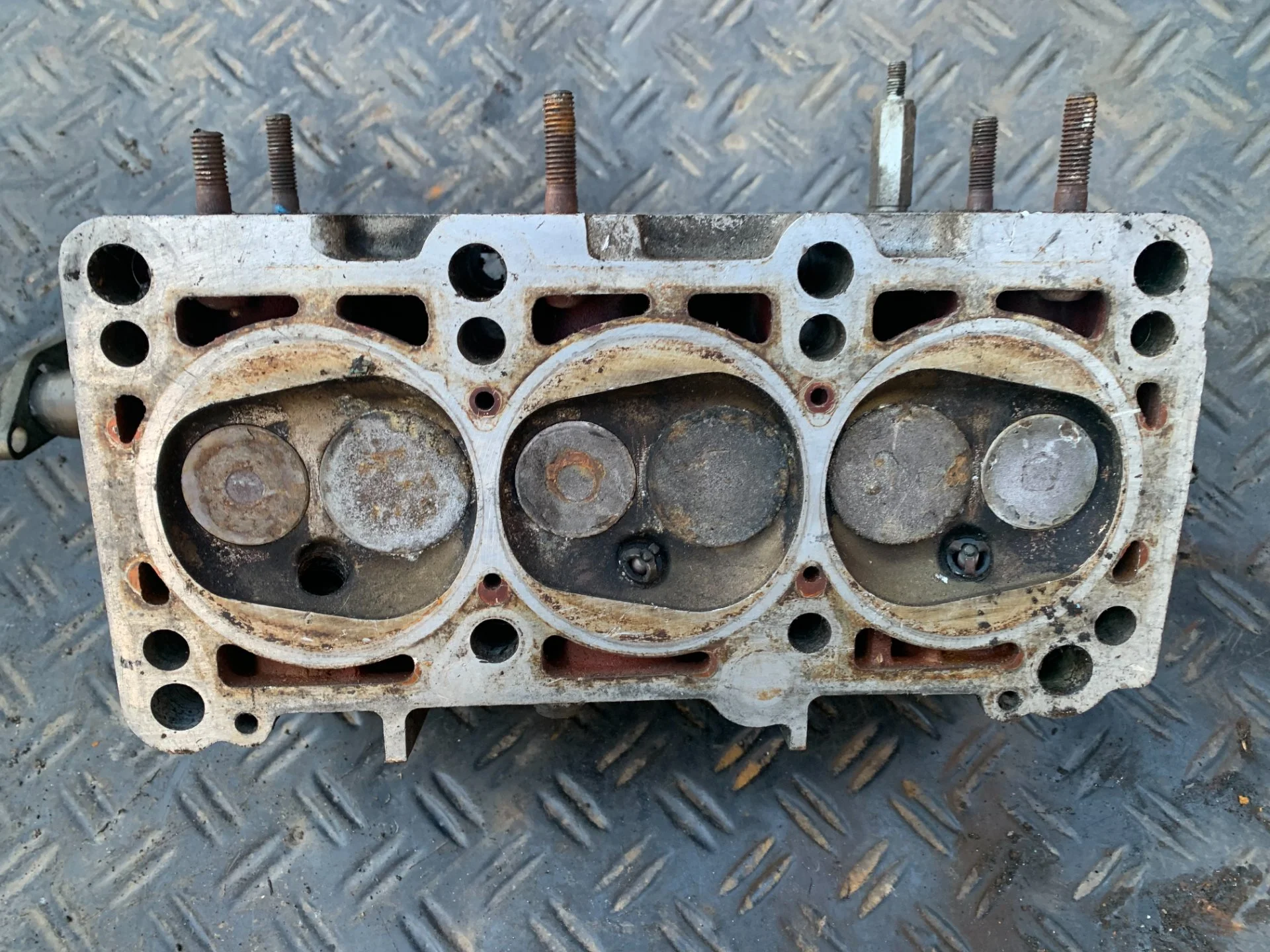Головка блока Audi 100 C4 2.6 - миниатюра 3