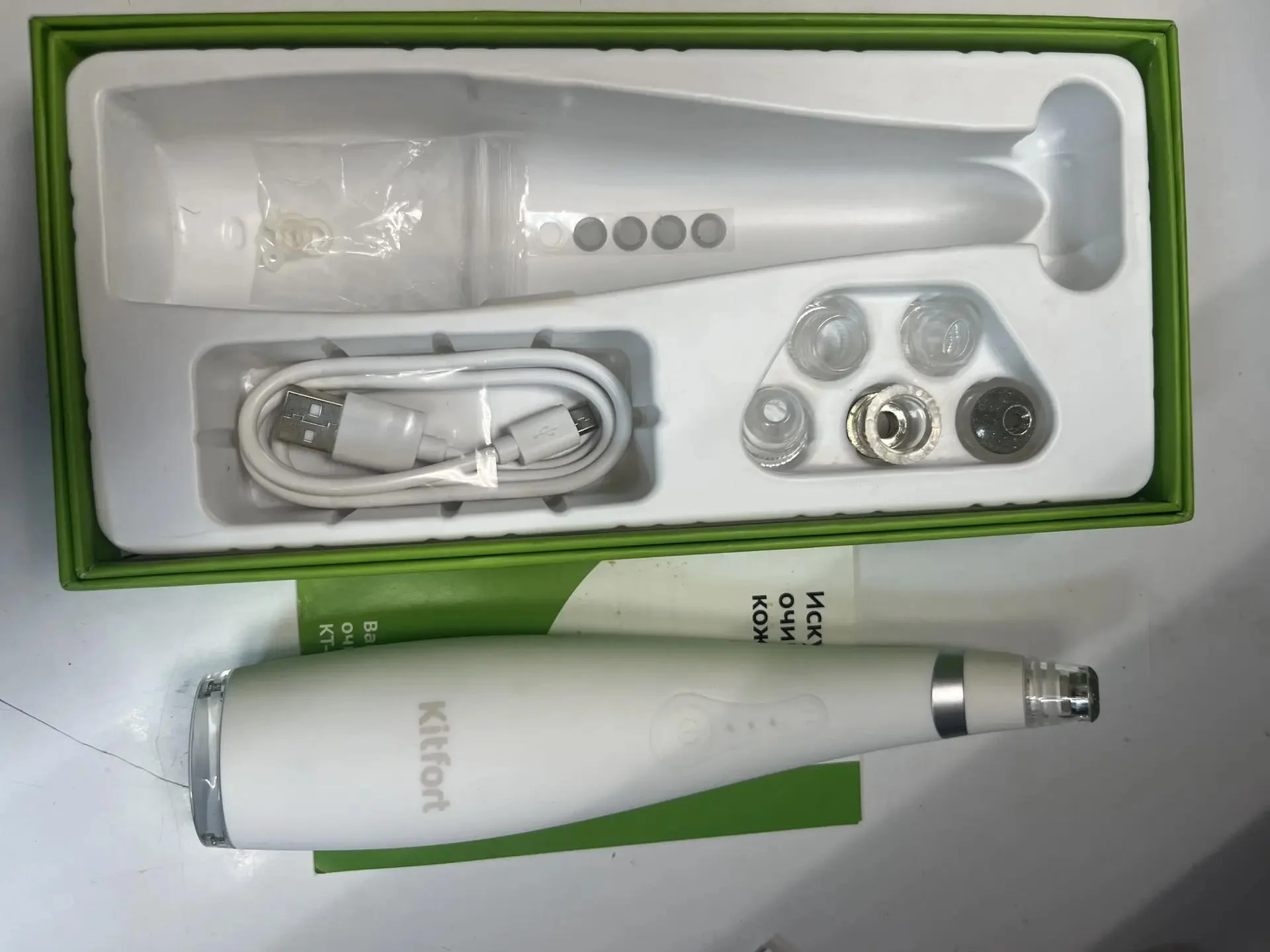 Вакуумный очиститель кожи Kitfort КТ-3125 - миниатюра 2