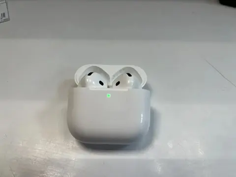 Наушники TWS Apple AirPods 4 ANC белый 2024