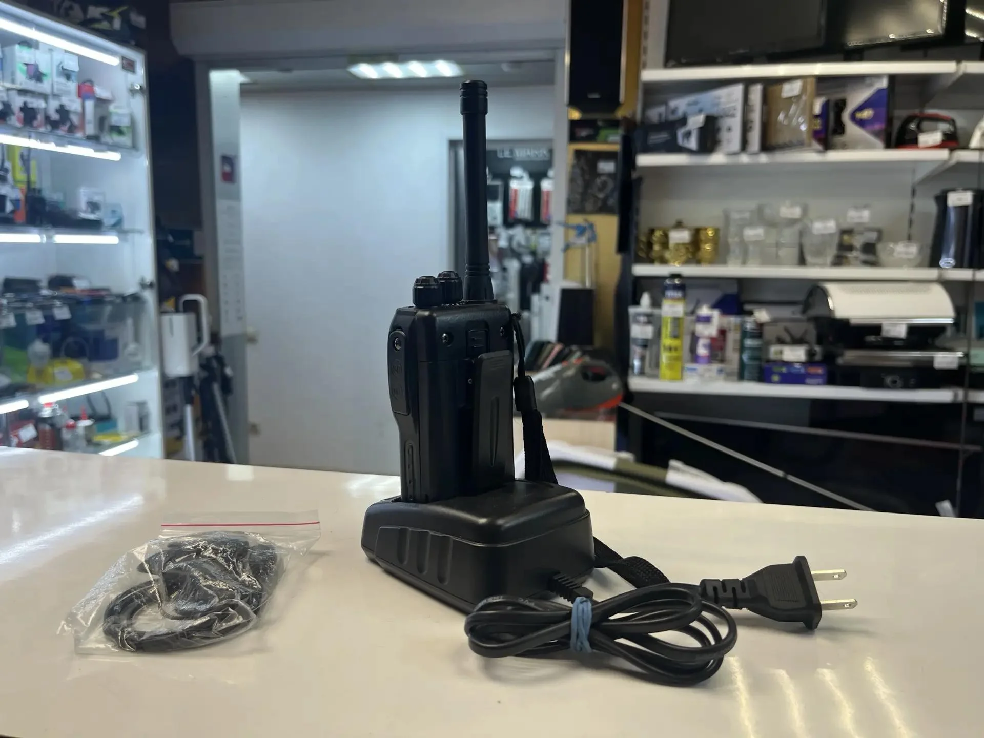 Рация ACE Professional FM Transcelver D650 - миниатюра 2