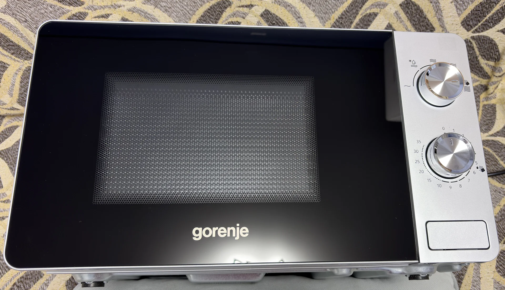 Микроволновая печь Gorenje - изображение 1