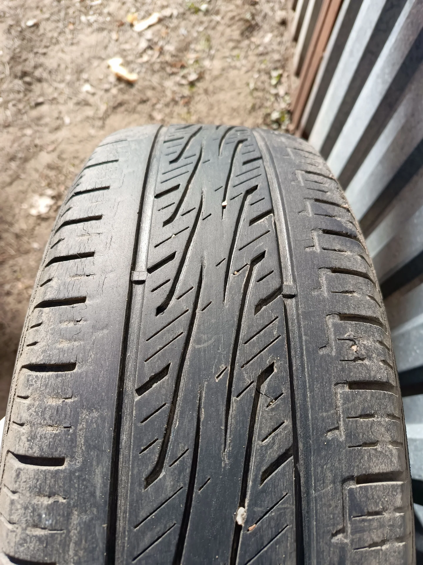Шины hankook 215 65 R16 - миниатюра 3