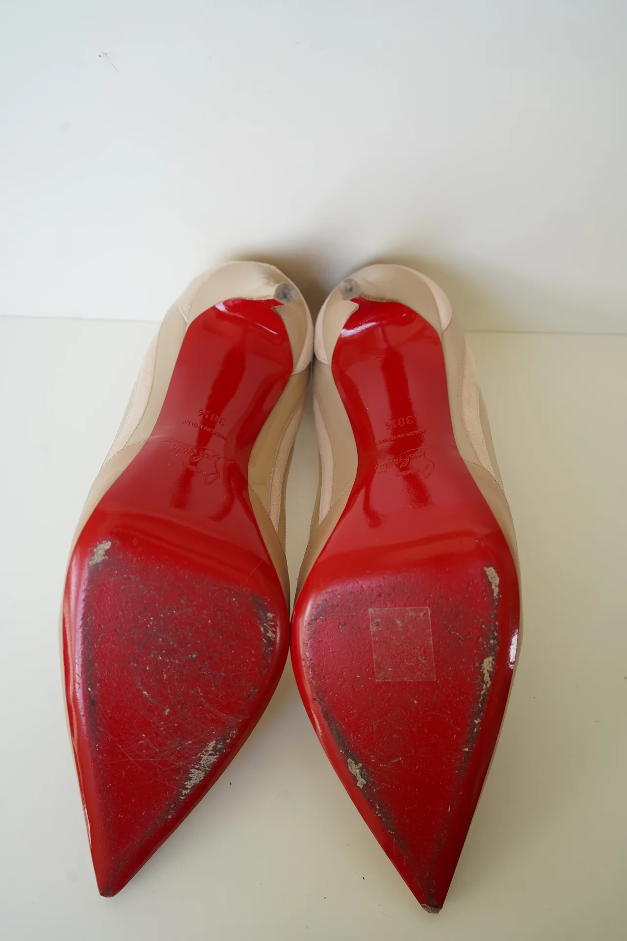Christian Louboutin туфли классика 38,5р - миниатюра 6