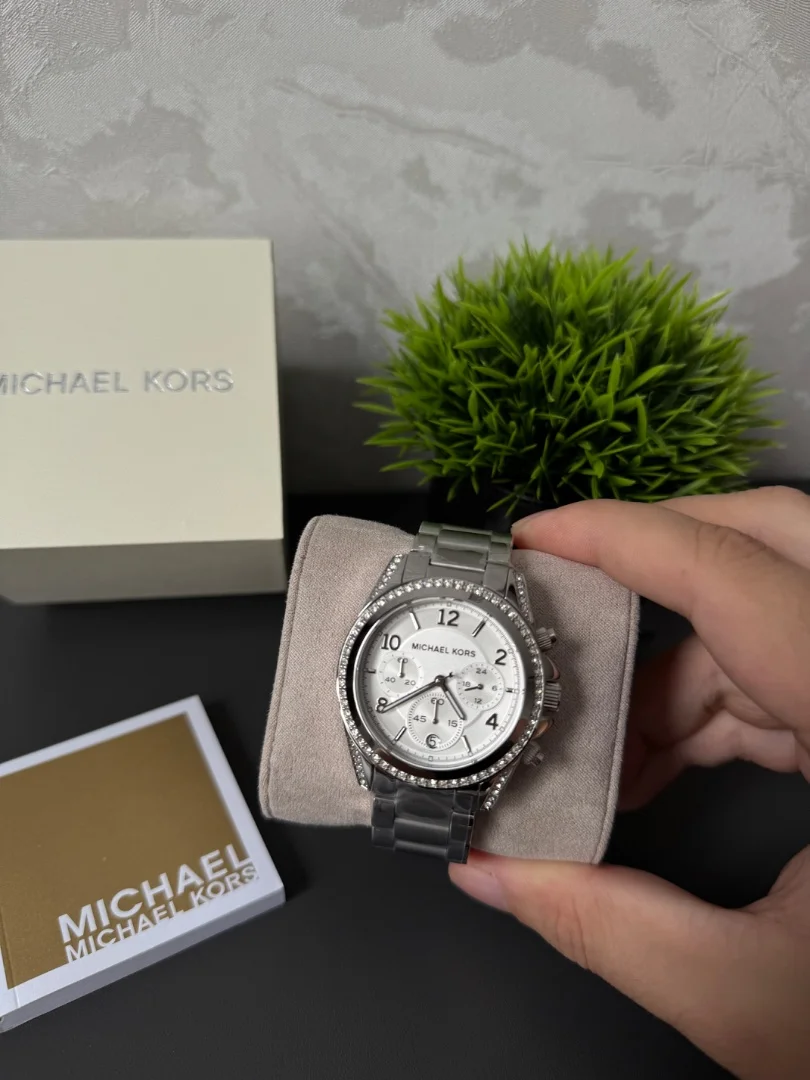 Женские часы Michael Kors - миниатюра 2