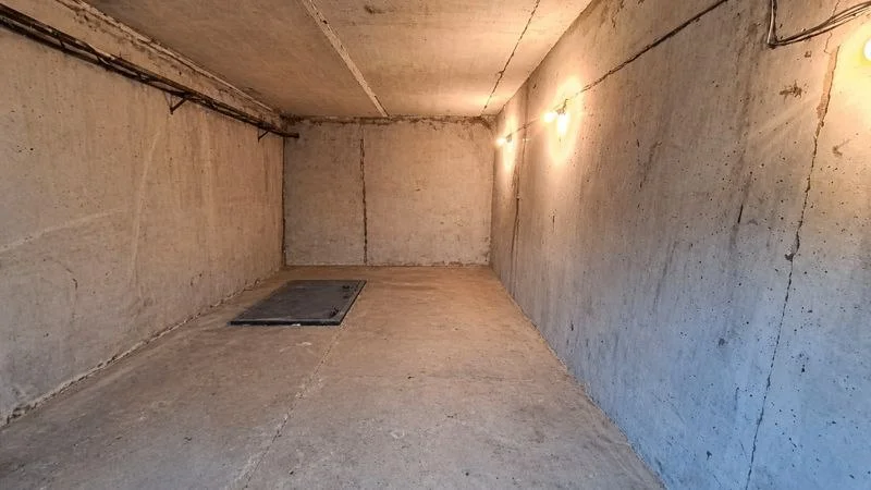 Сухой кирпичный гараж, 34кв.м, Оренбург - миниатюра 4